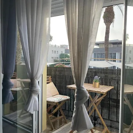 Centrally Located Spacious Private Apartment Buenavista In Grao With Rooftop Grao de Castellon Exterior photo